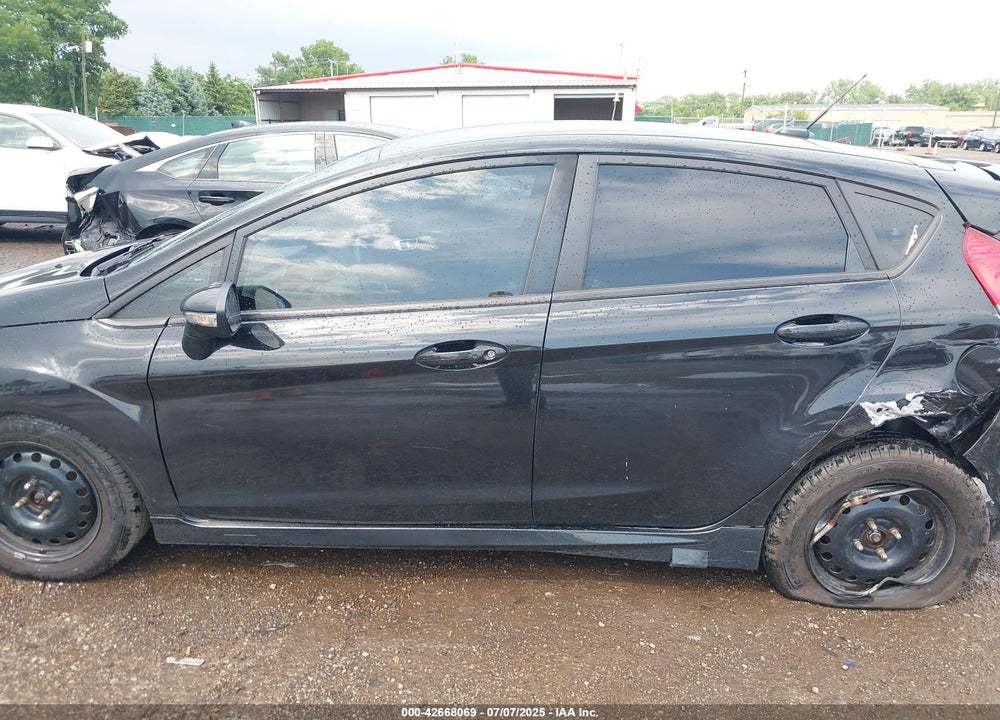 2015 FORD FIESTA VIN: 3FADP4GX9FM110466