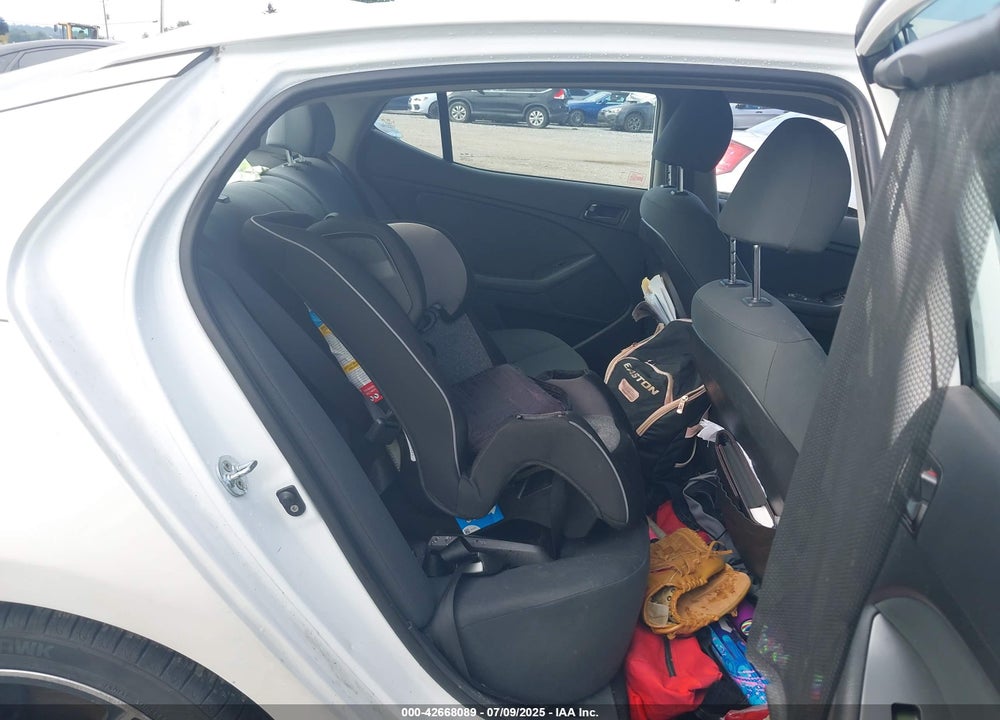 2015 KIA OPTIMA VIN: KNAGM4A71F5643715