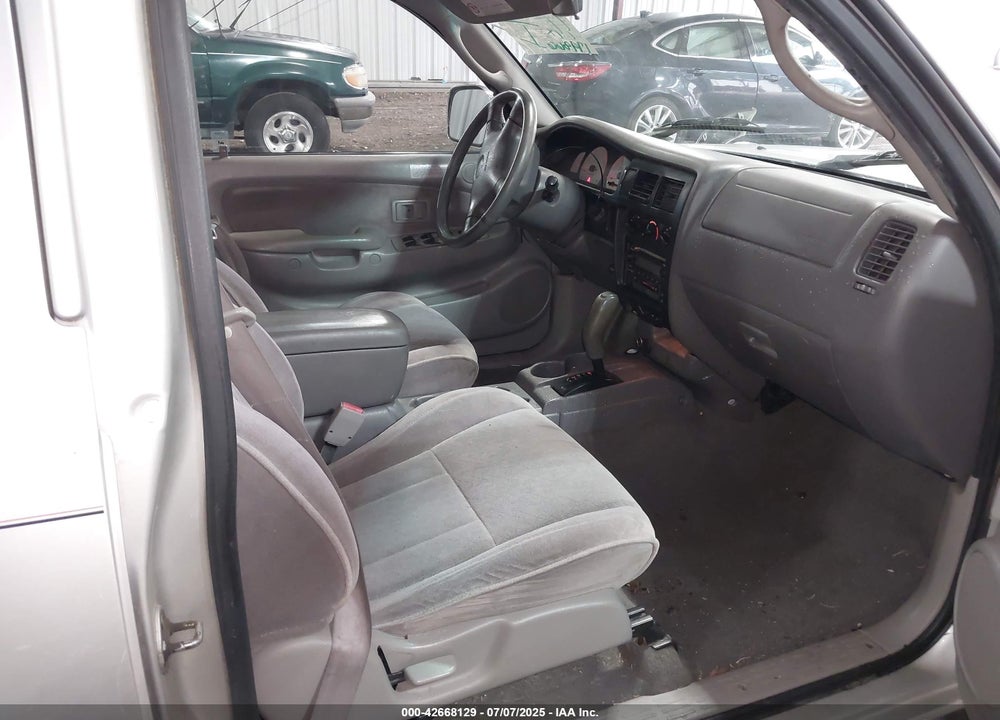 2002 TOYOTA TACOMA PRERUNNER V6 VIN: 5TEGN92N52Z047833