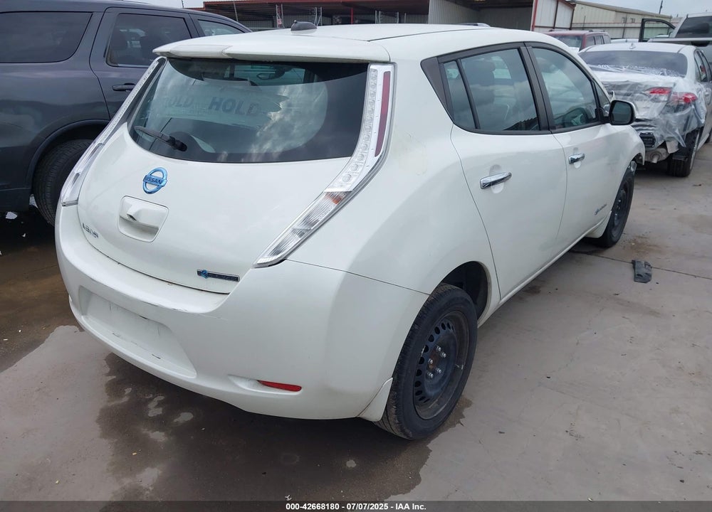 2017 NISSAN LEAF S VIN: 1N4BZ0CP1HC304042