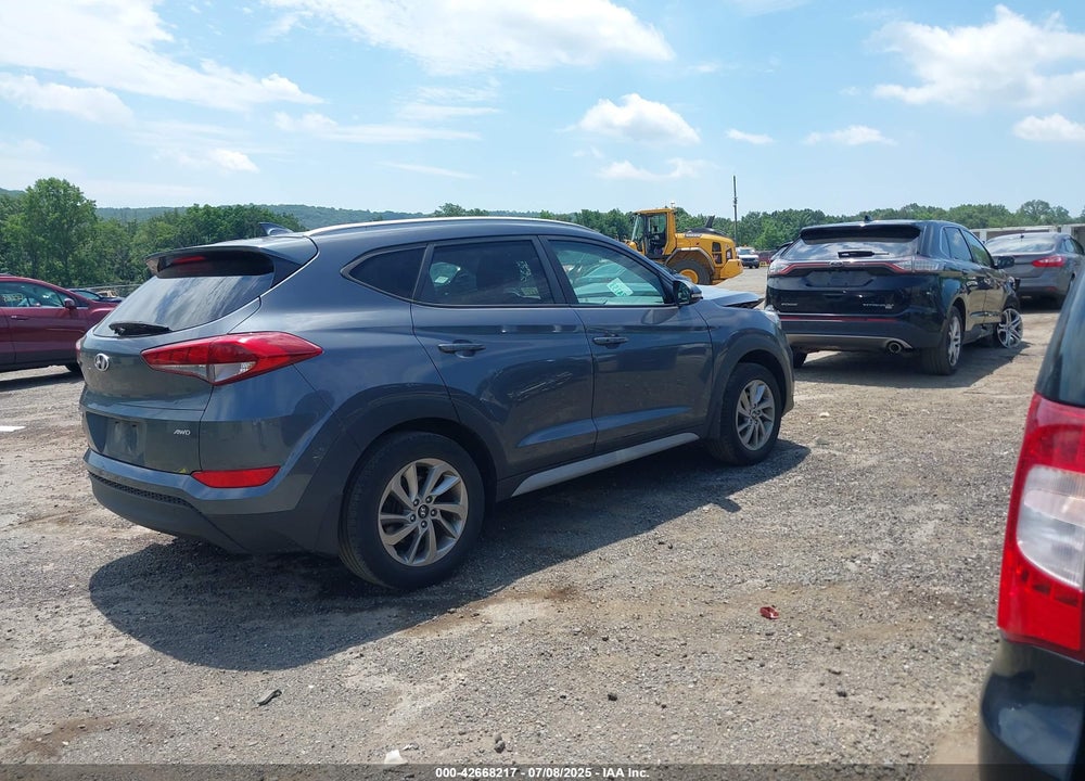 2018 HYUNDAI TUCSON SEL PLUS VIN: KM8J3CA42JU632115