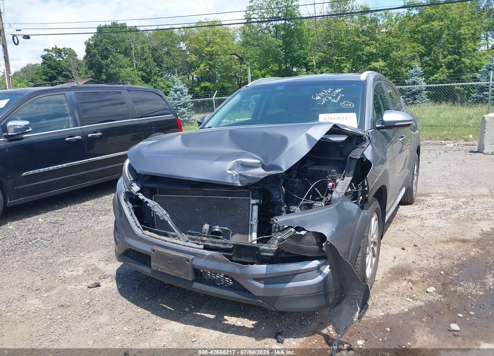 2018 HYUNDAI TUCSON SEL PLUS VIN: KM8J3CA42JU632115