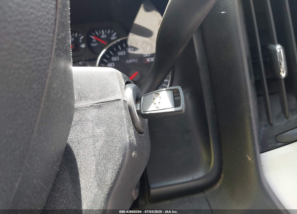 2014 CHEVROLET SILVERADO 1500 VIN: 1GCVKPEC7EZ161296