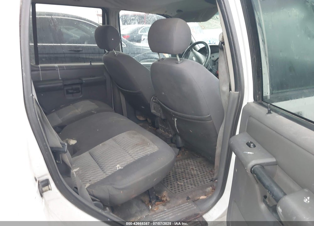 2004 FORD EXPLORER SPORT TRAC ADRENALIN/XLS/XLT VIN: 1FMZU67K04UA15789
