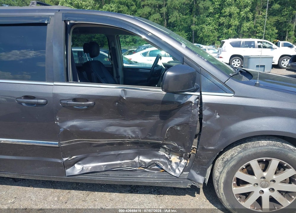 2015 CHRYSLER TOWN & COUNTRY TOURING VIN: 2C4RC1BG1FR546884