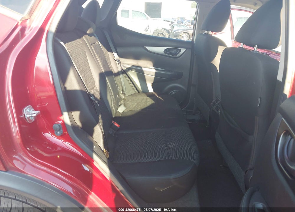 2019 NISSAN ROGUE SPORT S VIN: JN1BJ1CP0KW242469