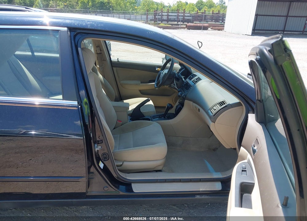 2003 HONDA ACCORD 3.0 LX VIN: 1HGCM66393A095700