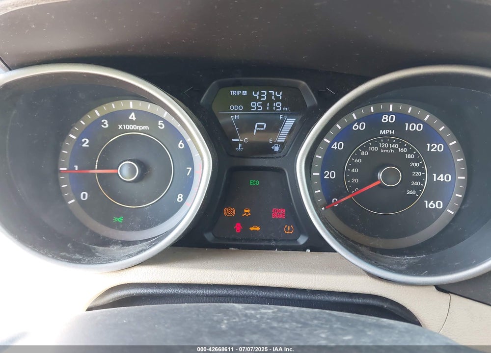 2012 HYUNDAI ELANTRA VIN: KMHDH4AE2CU452150