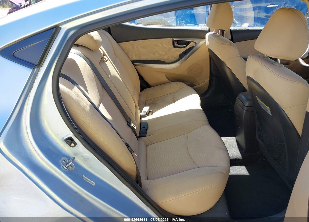2012 HYUNDAI ELANTRA VIN: KMHDH4AE2CU452150