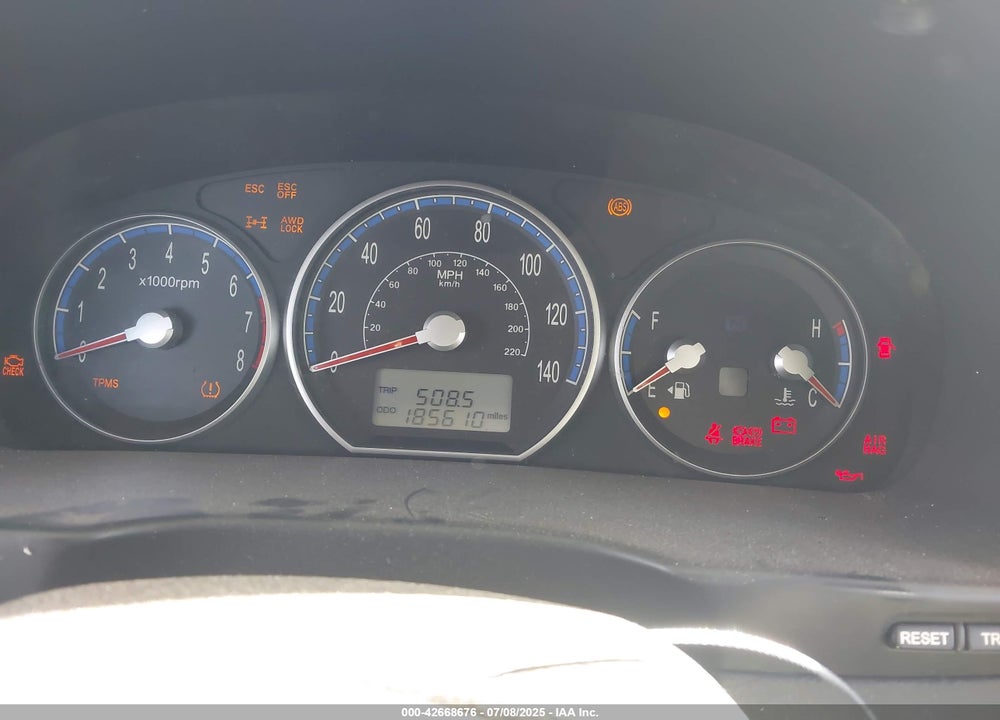 2009 HYUNDAI SANTA FE VIN: 5NMSH73EX9H318027