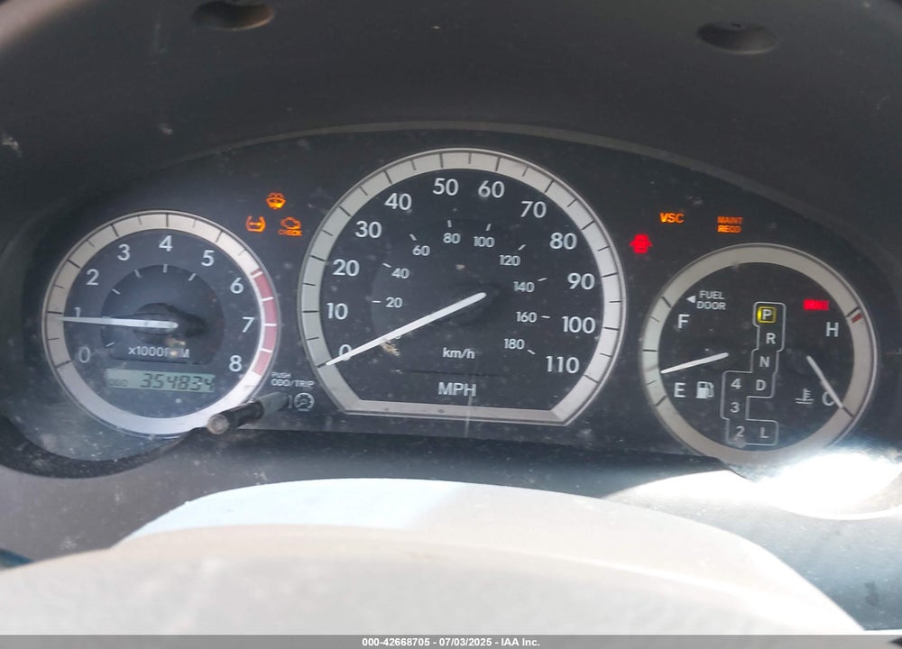 2004 TOYOTA SIENNA LE VIN: 5TDBA23C94S001142