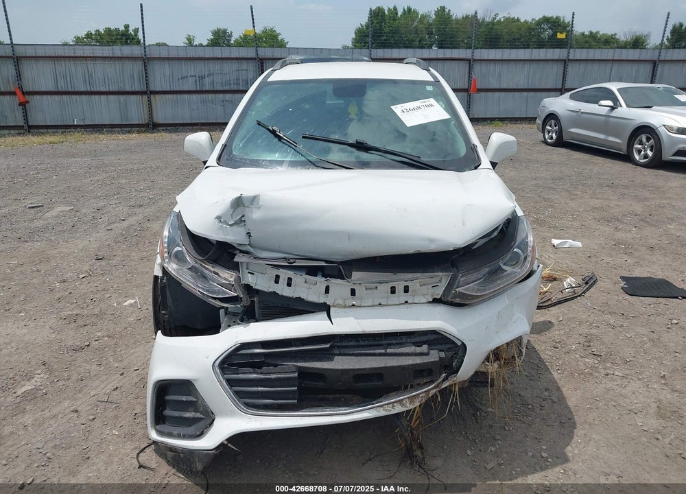 2022 CHEVROLET TRAX FWD LT VIN: KL7CJLSM1NB517182