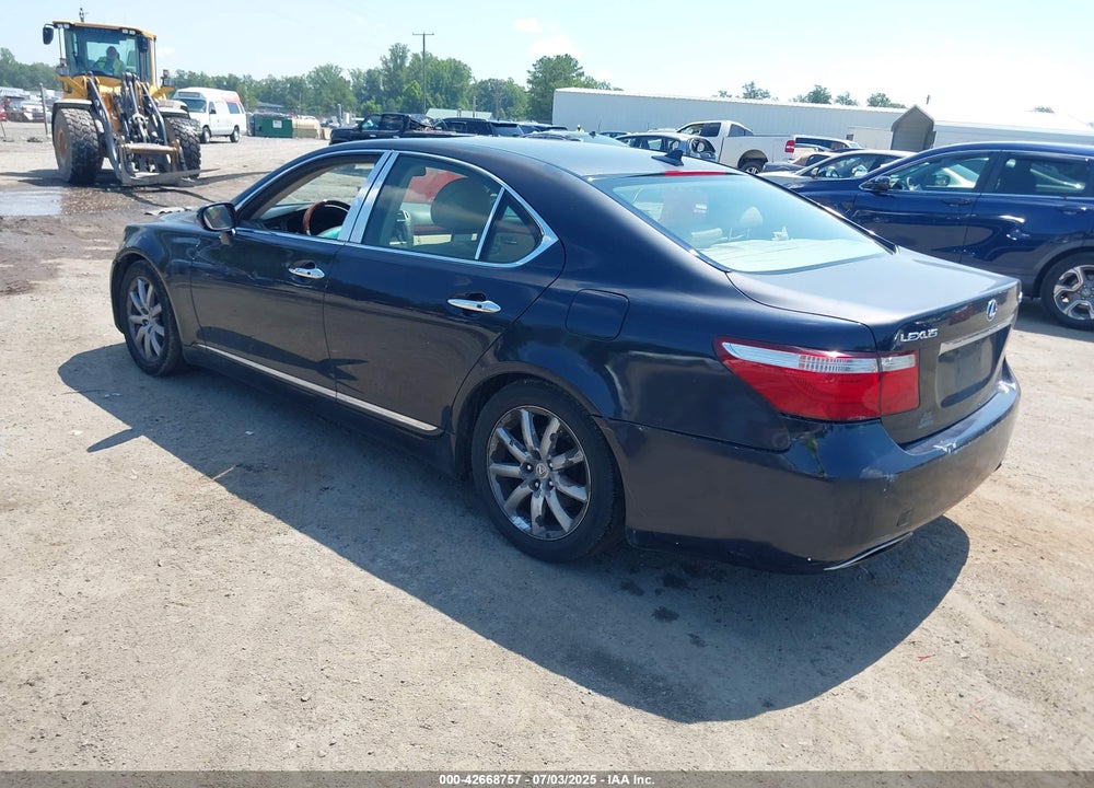 2008 LEXUS LS 460 VIN: JTHBL46F385055817