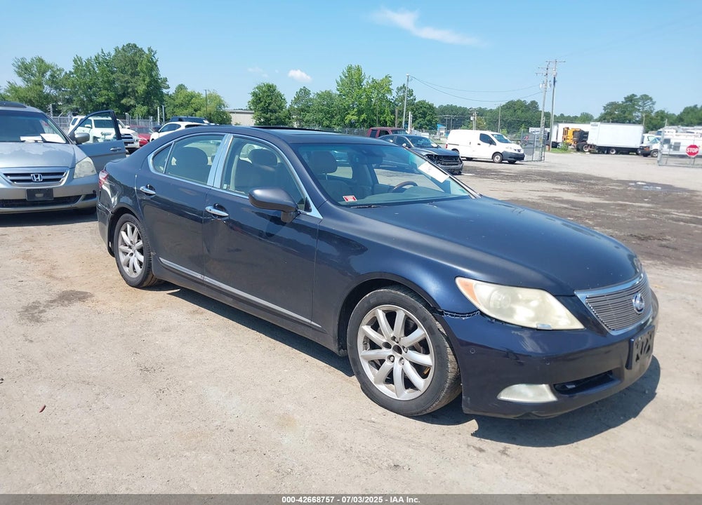 2008 LEXUS LS 460 VIN: JTHBL46F385055817