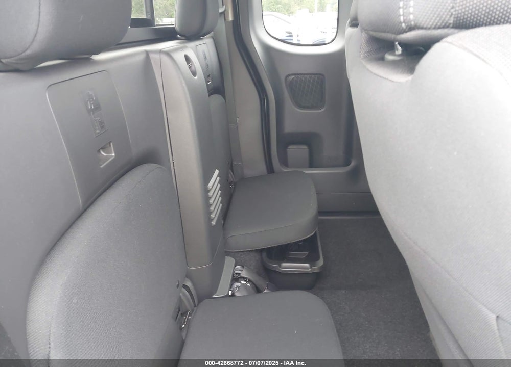 2024 NISSAN FRONTIER KING CAB SV 4X2 VIN: 1N6ED1CL6RN652995