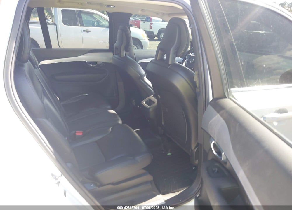 2017 VOLVO XC90 VIN: YV4102KK4H1176356