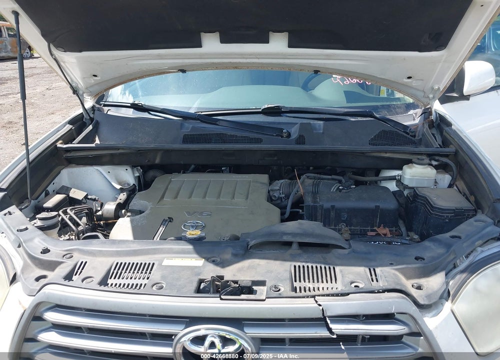 2010 TOYOTA HIGHLANDER VIN: 5TDKK3EH5AS023131