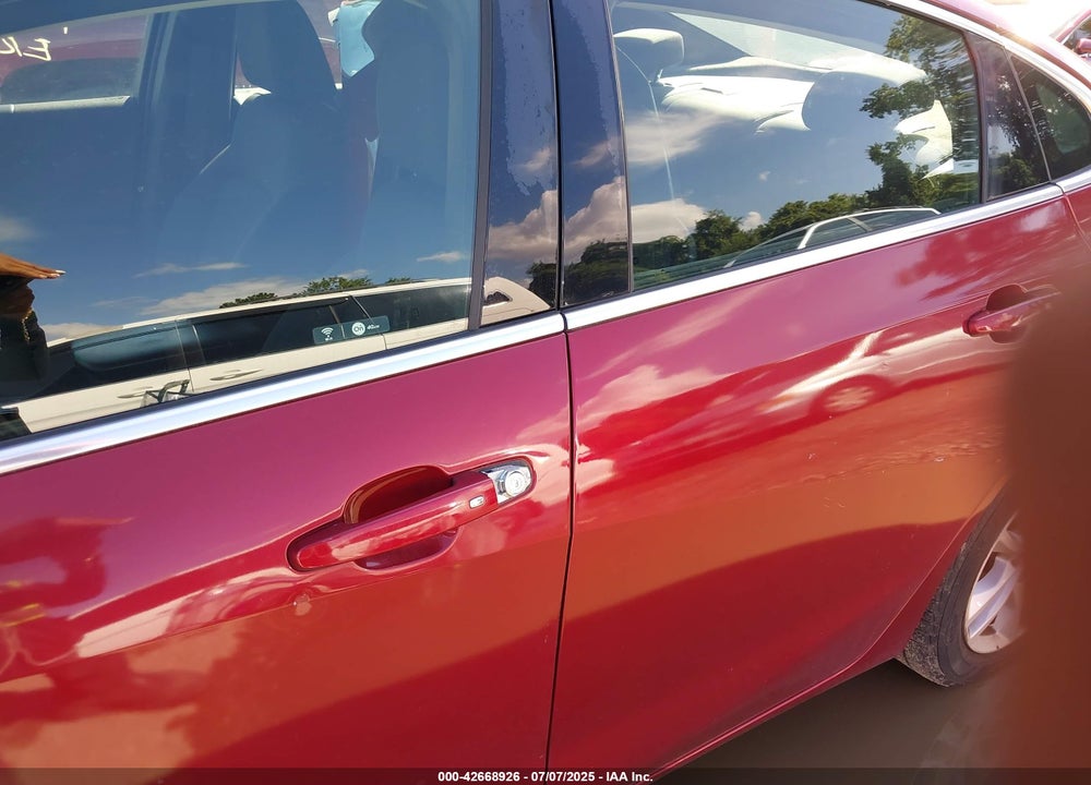 2018 CHEVROLET MALIBU LT VIN: 1G1ZD5ST1JF140386