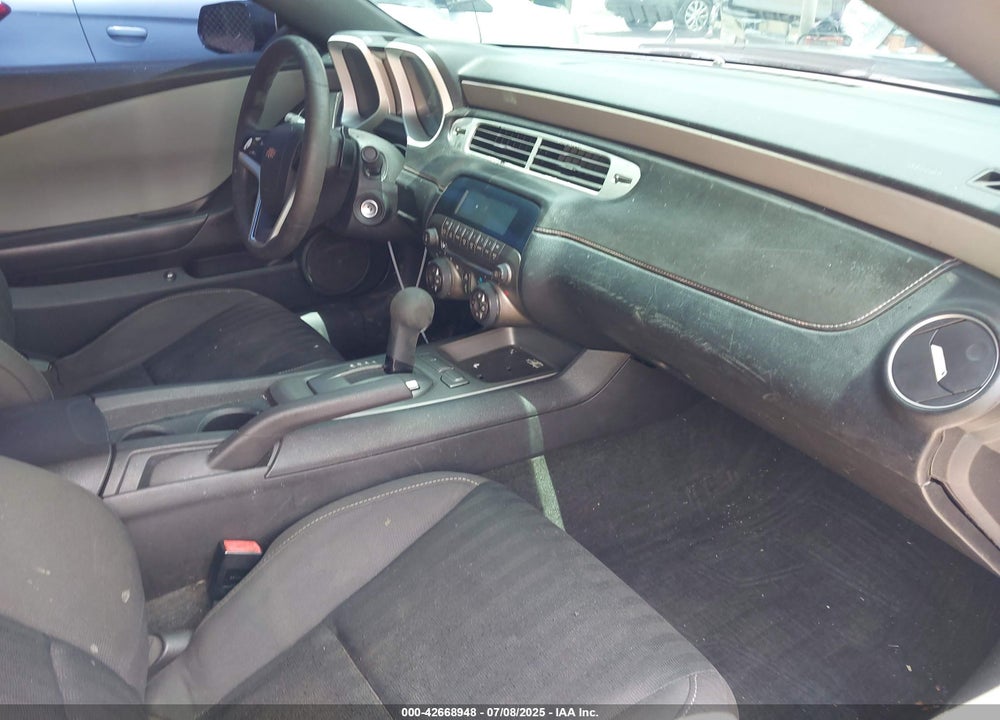 2014 CHEVROLET CAMARO VIN: 2G1FA1E35E9165838