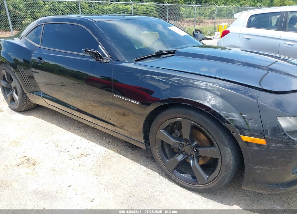 2014 CHEVROLET CAMARO VIN: 2G1FA1E35E9165838