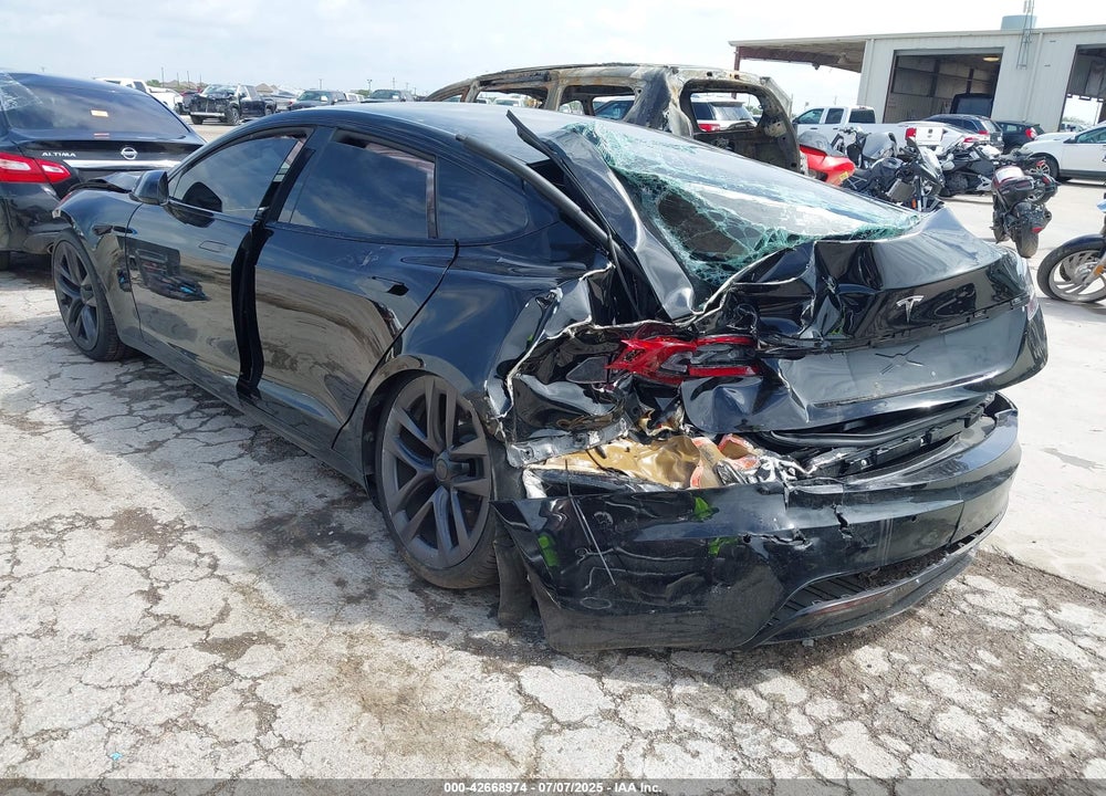 2021 TESLA MODEL S VIN: 5YJSA1E53MF437983