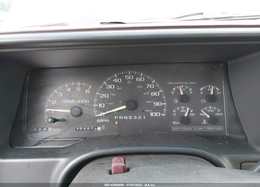 1998 CHEVROLET C2500 FLEETSIDE VIN: 1GCGC29R5WE213122