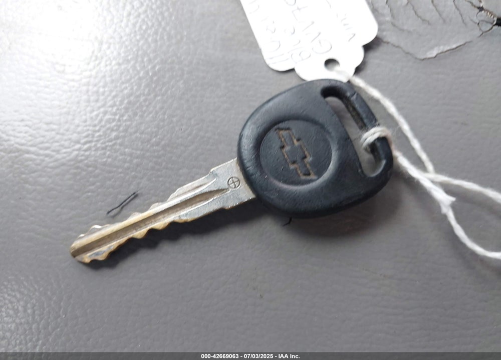 2011 CHEVROLET MALIBU VIN: 1G1ZB5E18BF217420