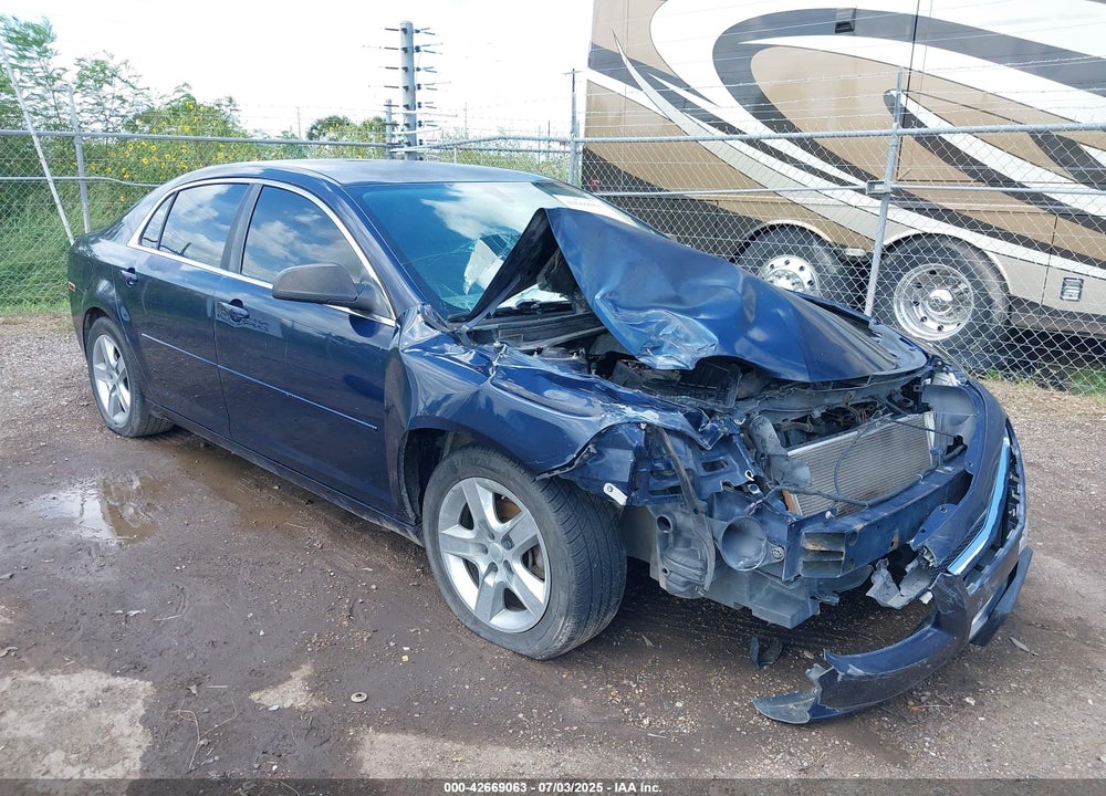 2011 CHEVROLET MALIBU VIN: 1G1ZB5E18BF217420