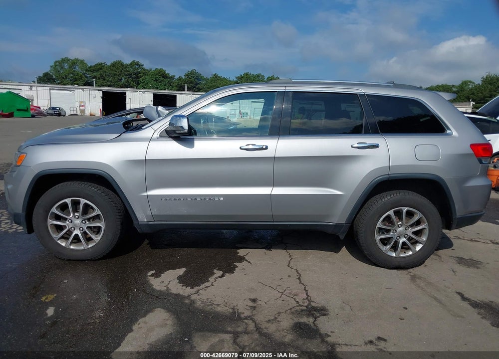 2015 JEEP GRAND CHEROKEE VIN: 1C4RJFBGXFC692714