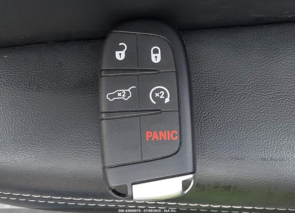 2015 JEEP GRAND CHEROKEE VIN: 1C4RJFBGXFC692714