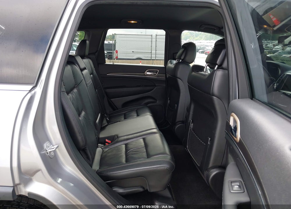 2015 JEEP GRAND CHEROKEE VIN: 1C4RJFBGXFC692714