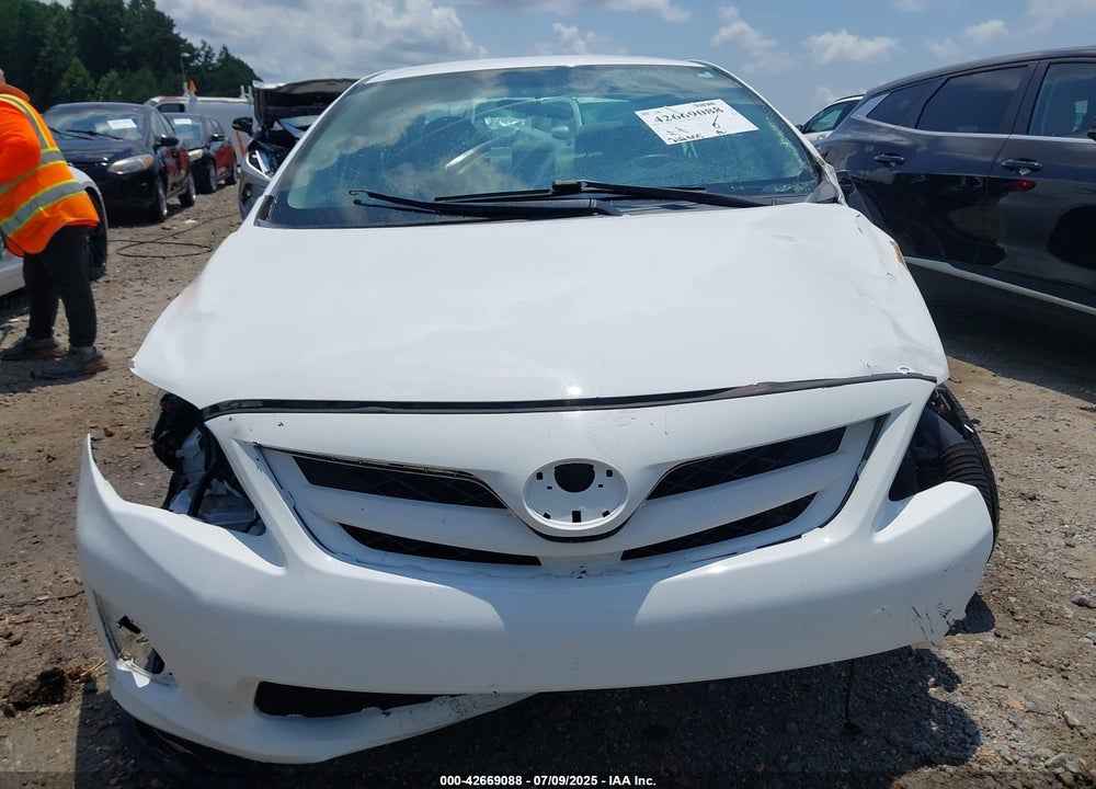 2011 TOYOTA COROLLA VIN: 2T1BU4EE4BC667977