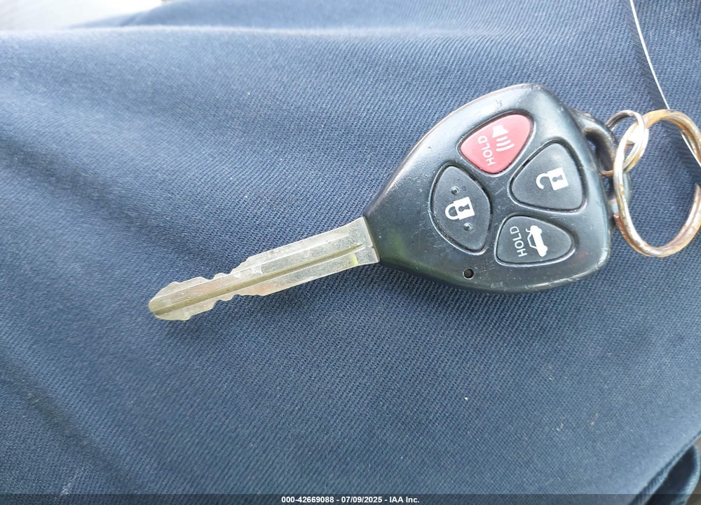 2011 TOYOTA COROLLA VIN: 2T1BU4EE4BC667977