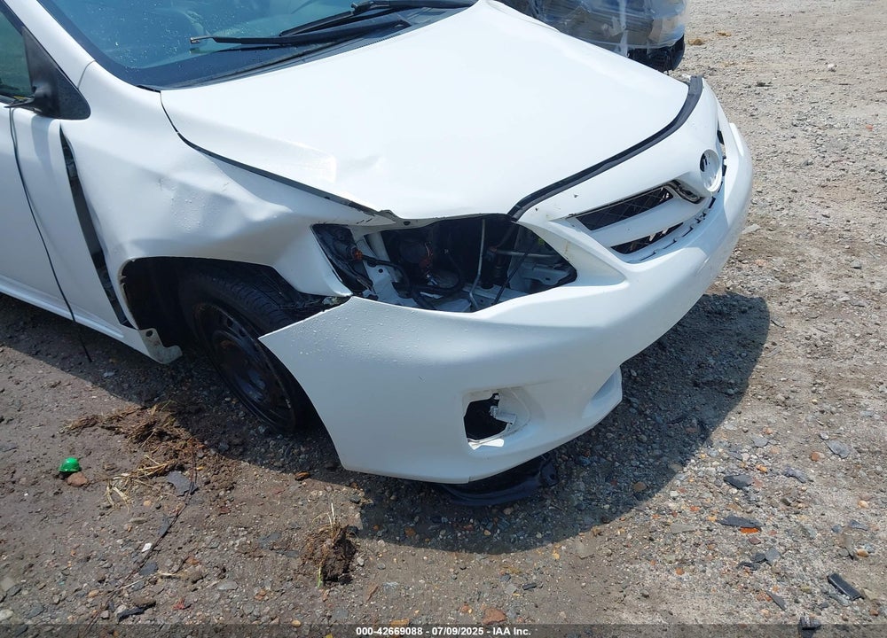 2011 TOYOTA COROLLA VIN: 2T1BU4EE4BC667977
