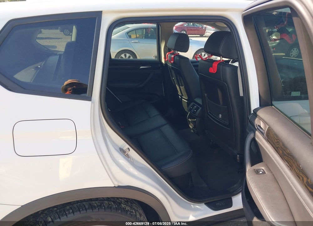 2013 BMW X3 VIN: 5UXWX9C56D0A09049
