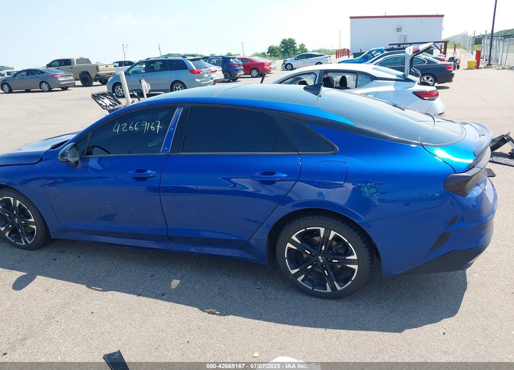 2021 KIA K5 VIN: 5XXG64J26MG054038