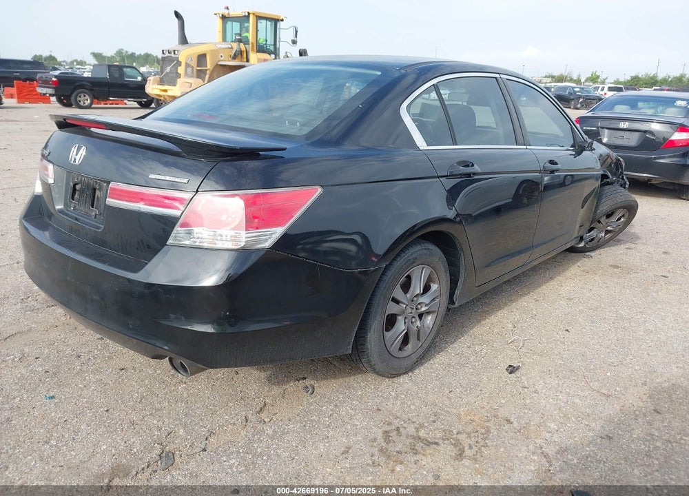 2011 HONDA ACCORD VIN: 1HGCP2F69BA132611