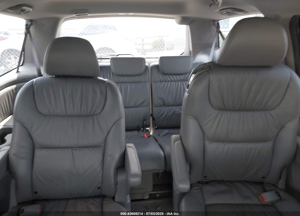 2010 HONDA ODYSSEY EX-L VIN: 5FNRL3H68AB089005