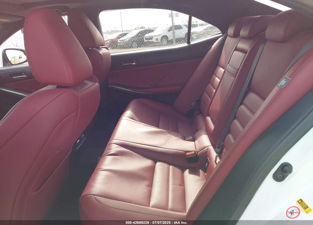 2016 LEXUS IS 350 VIN: JTHCE1D24G5011594