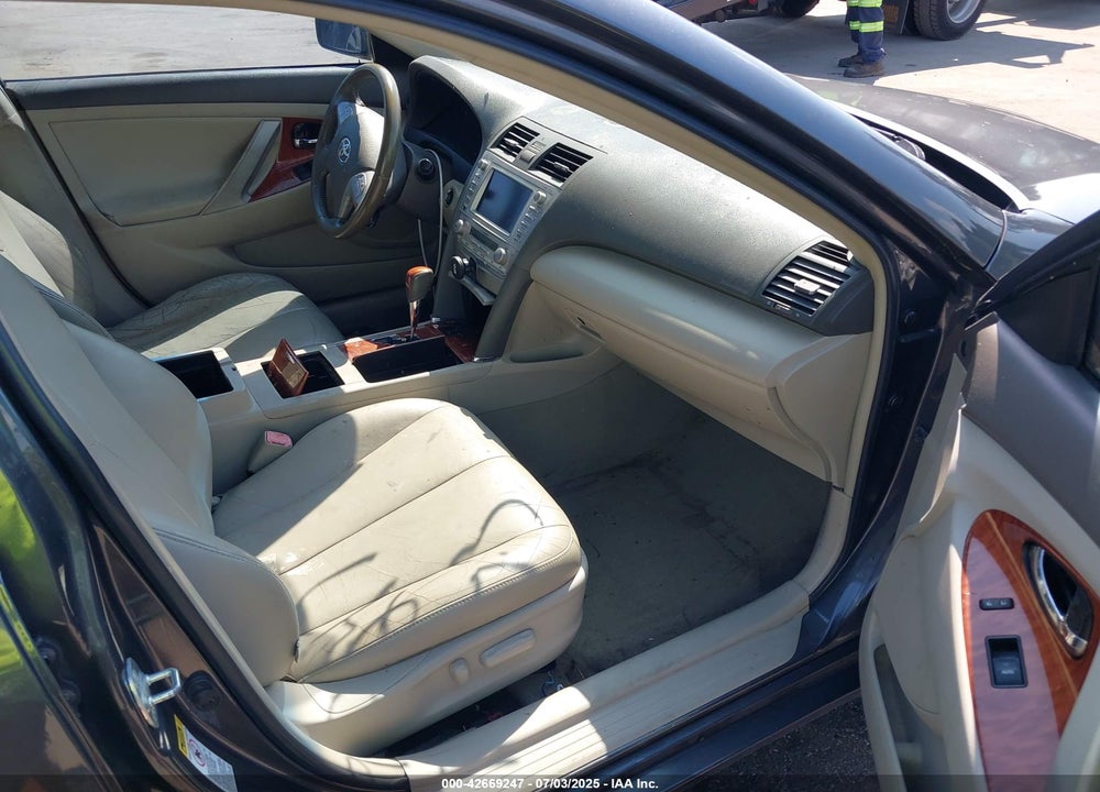 2011 TOYOTA CAMRY XLE VIN: 4T1BF3EK3BU645056