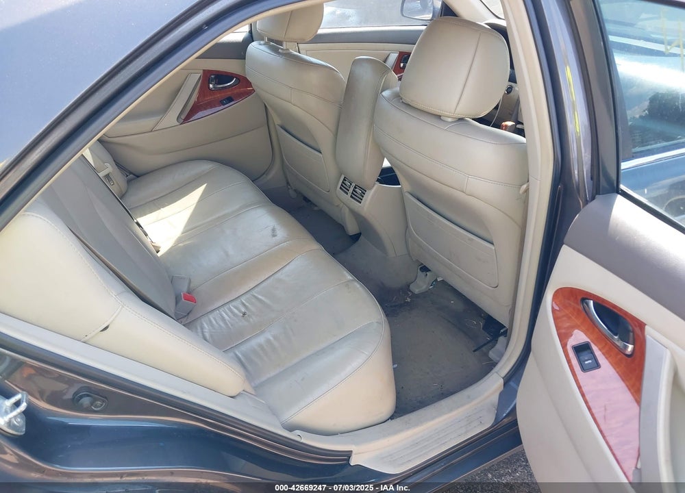 2011 TOYOTA CAMRY XLE VIN: 4T1BF3EK3BU645056