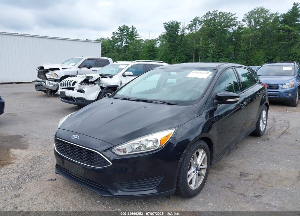 2015 FORD FOCUS SE VIN: 1FADP3K28FL344265
