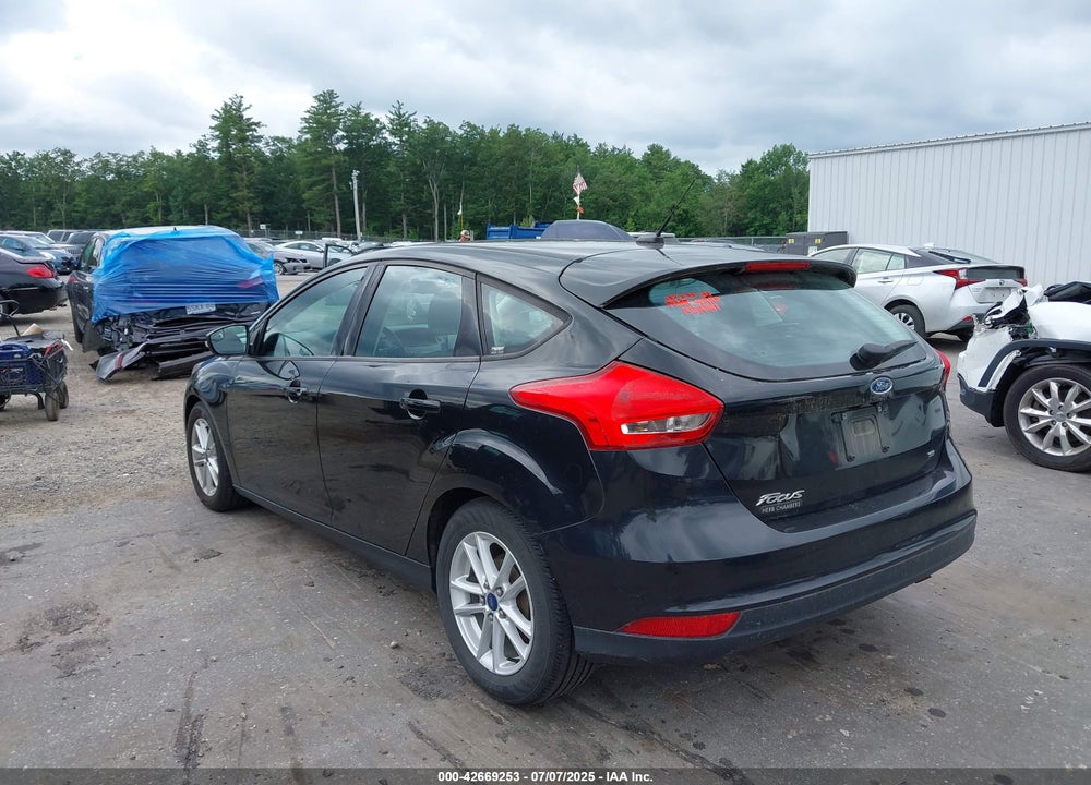 2015 FORD FOCUS SE VIN: 1FADP3K28FL344265