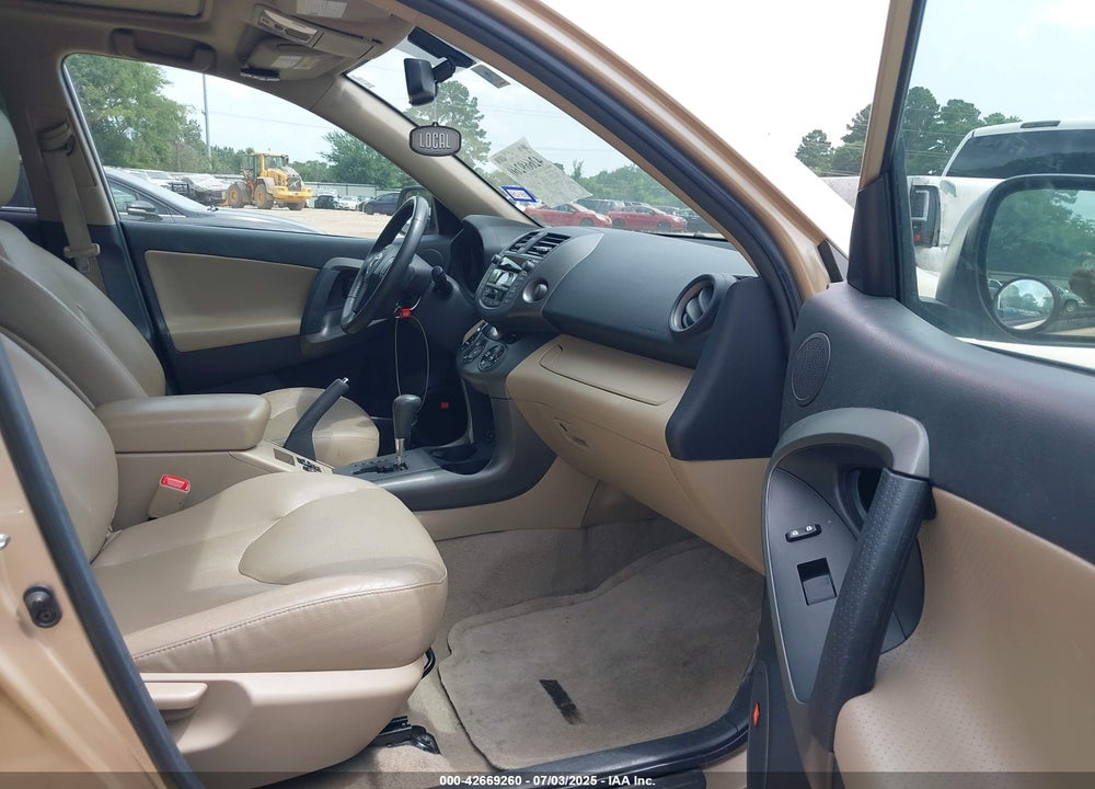 2011 TOYOTA RAV4 VIN: 2T3YF4DV6BW058398