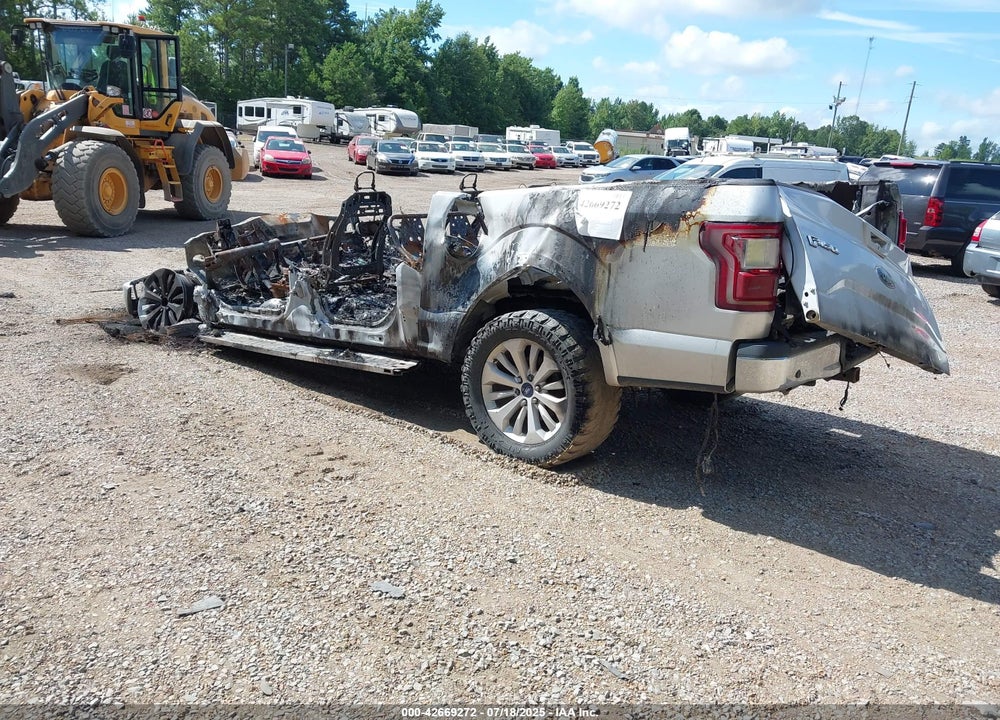 2016 FORD F-150 LARIAT VIN: 1FTEW1EP8GKE38943