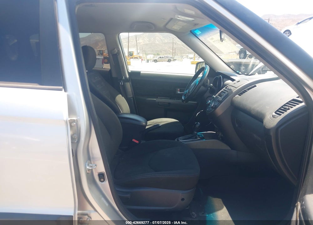 2013 KIA SOUL VIN: KNDJT2A67D7555423