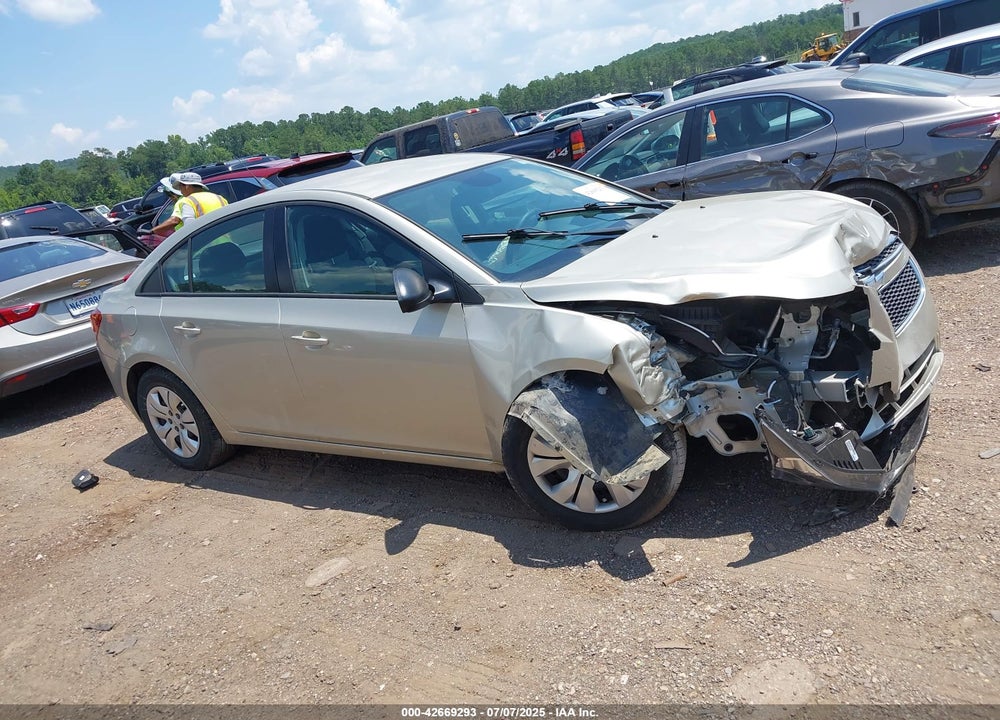 2014 CHEVROLET CRUZE VIN: 1G1PA5SH3E7396735
