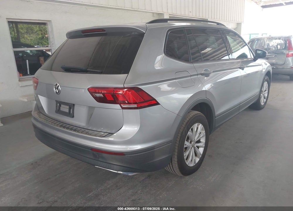 2019 VOLKSWAGEN TIGUAN VIN: 3VV1B7AX6KM189497