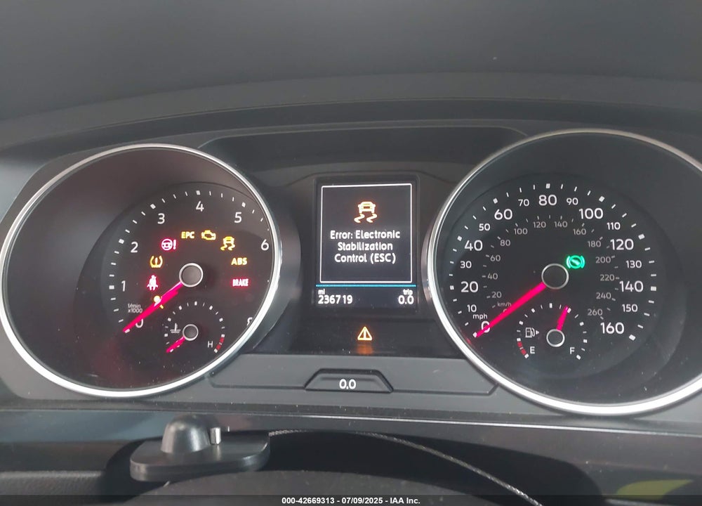 2019 VOLKSWAGEN TIGUAN VIN: 3VV1B7AX6KM189497