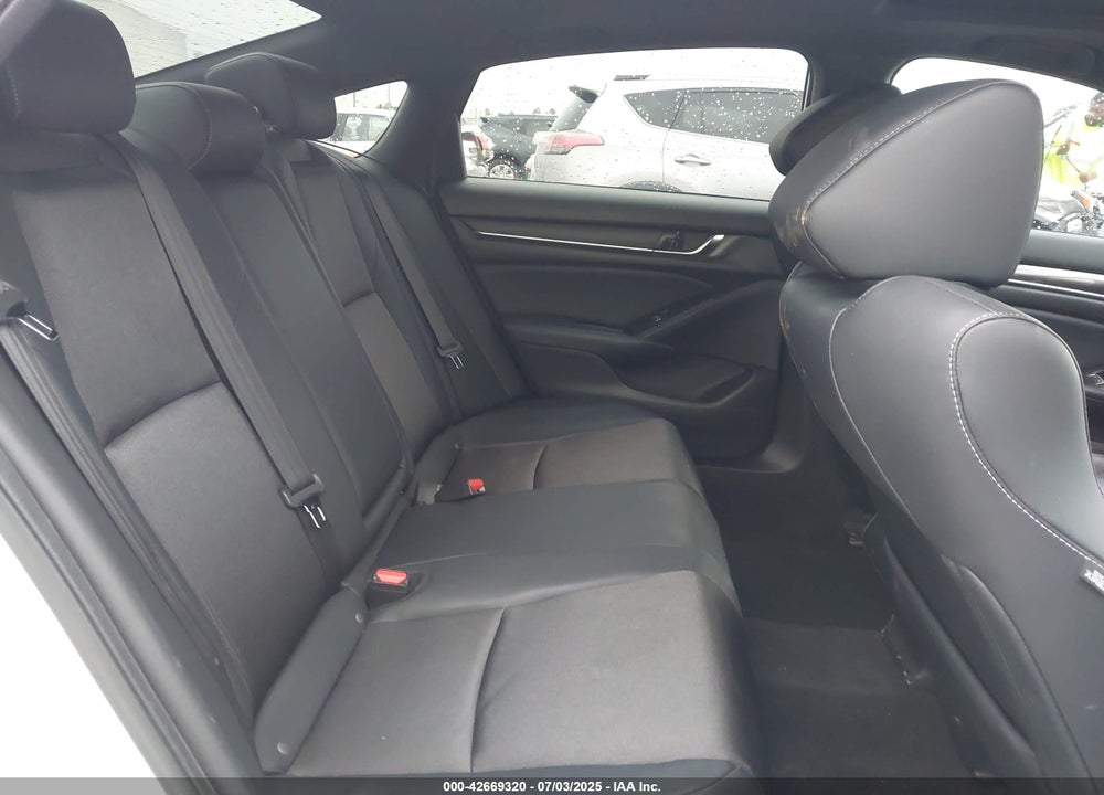 2018 HONDA ACCORD VIN: 1HGCV2F3XJA003206